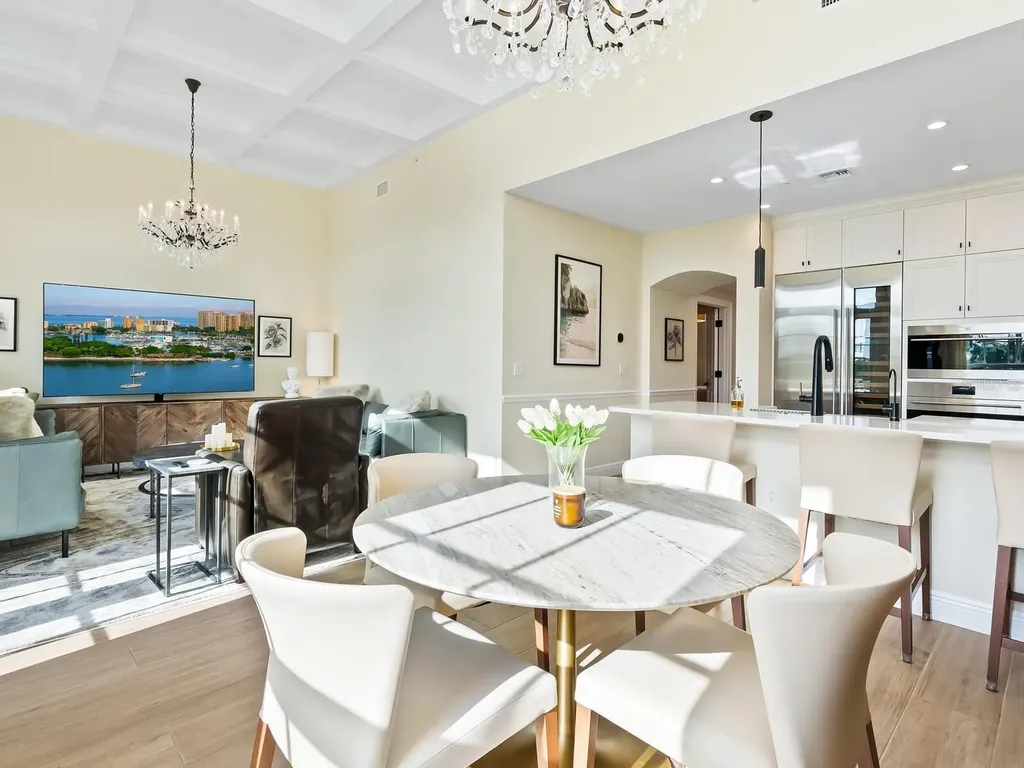 555 N Orange Avenue Sarasota FL 34236