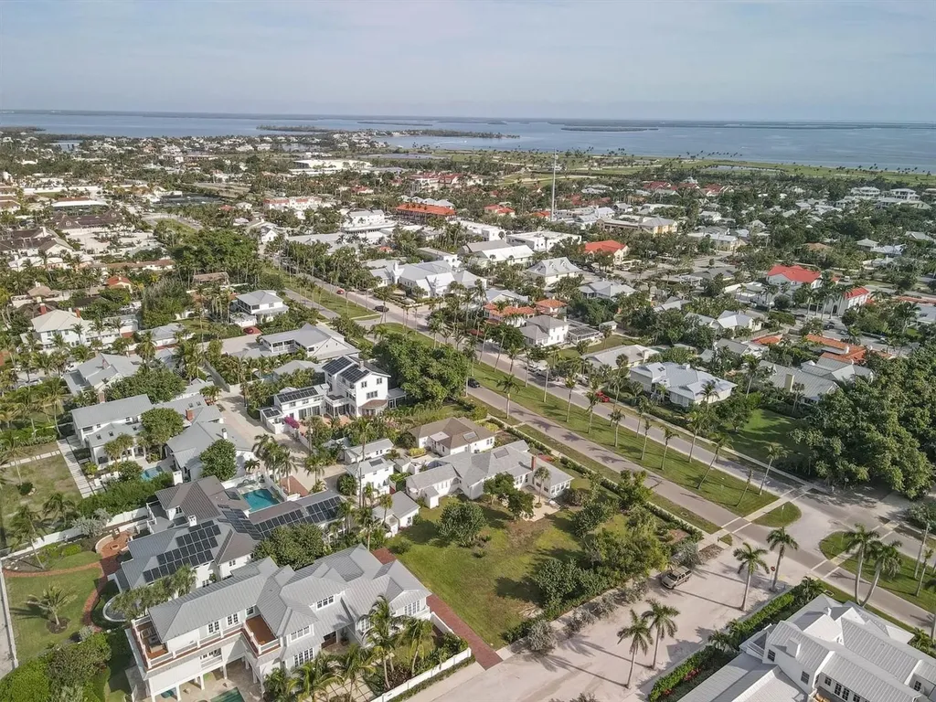 231 Gilchrist Avenue Boca Grande FL 33921