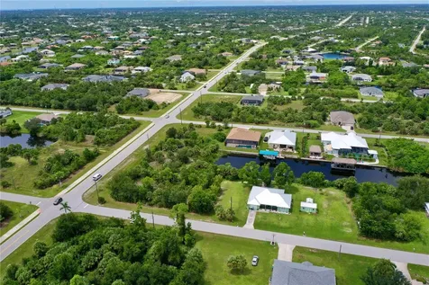 9150 Snapper Circle Port Charlotte FL 33981