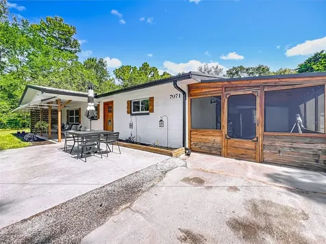 7971 E Highway 25 Belleview FL 34420