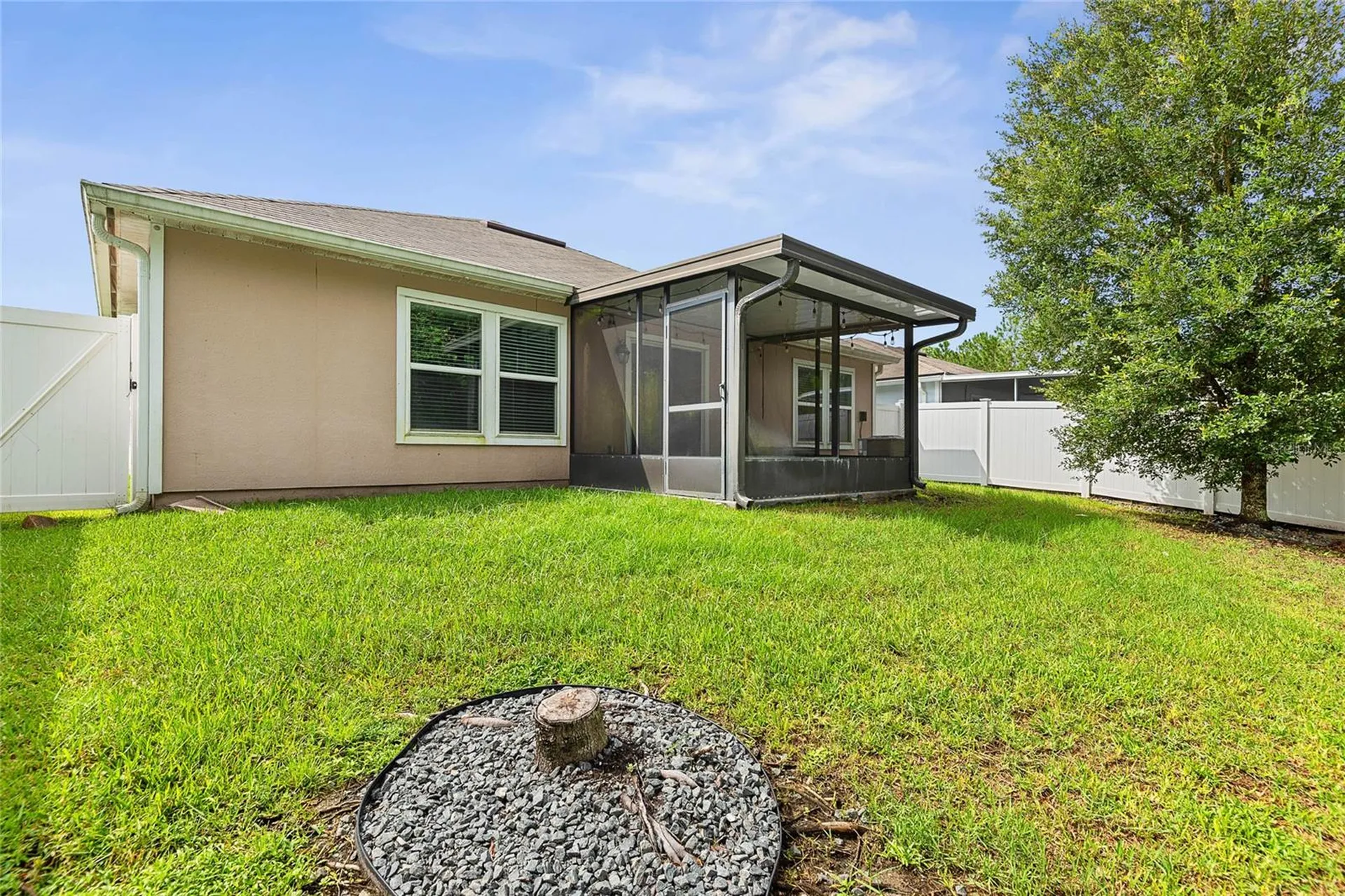 132 Fairway Court Bunnell FL 32110
