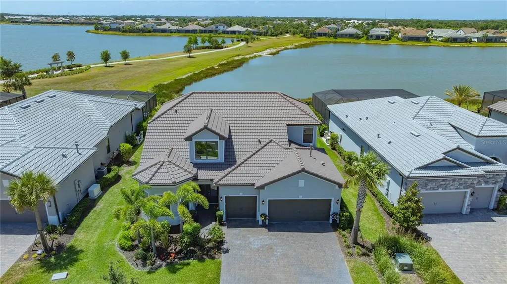 7889 Mainsail Lane Sarasota FL 34240