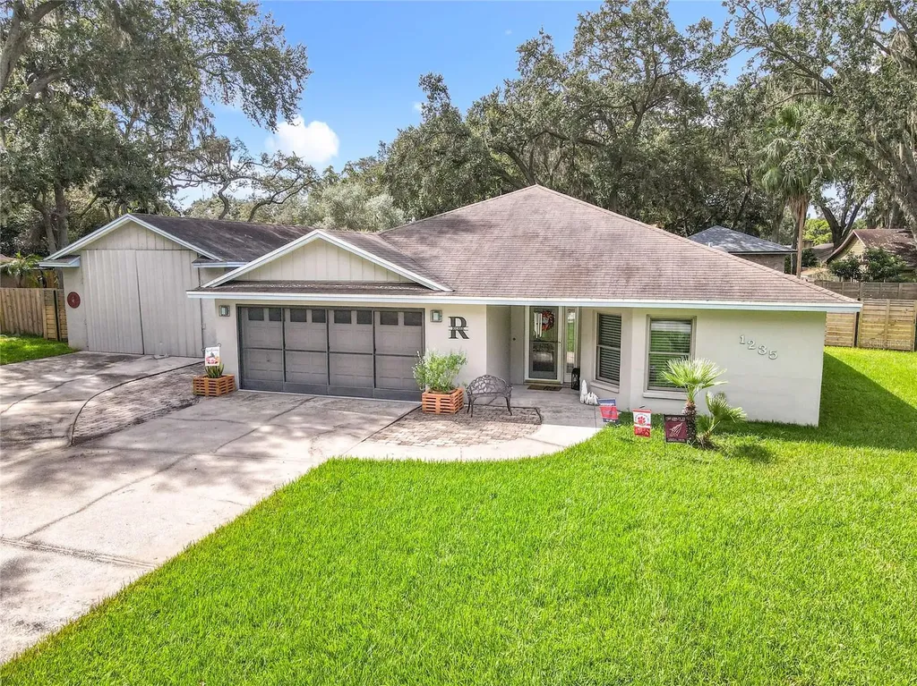 1235 Ridgegreen Loop N Lakeland FL 33809