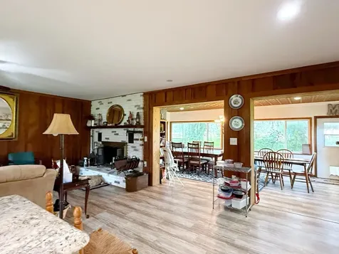 6896 Cr 619 Bushnell FL 33513