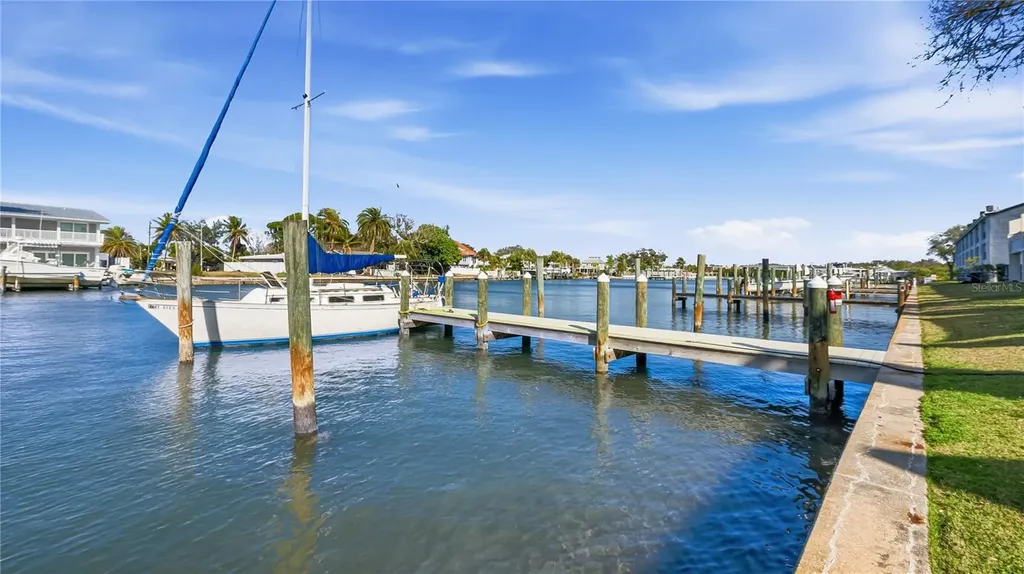 318 Windrush Boulevard Indian Rocks Beach FL 33785