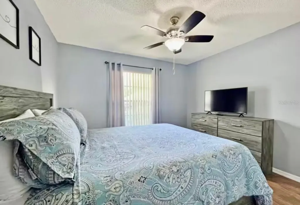 142 Glasgow Court Davenport FL 33897