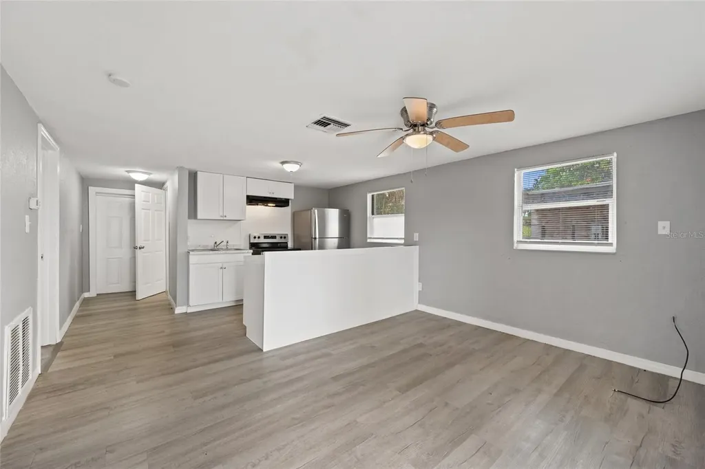 605 S S Disston Avenue Tarpon Springs FL 34689