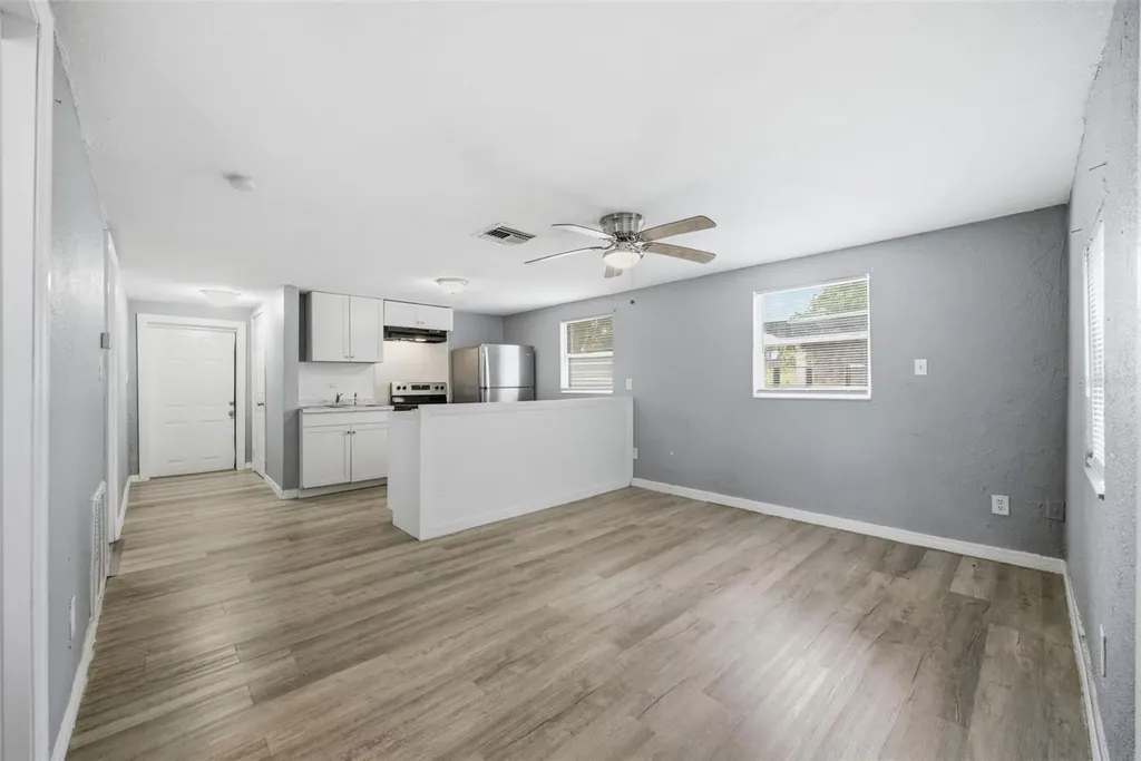 605 S S Disston Avenue Tarpon Springs FL 34689