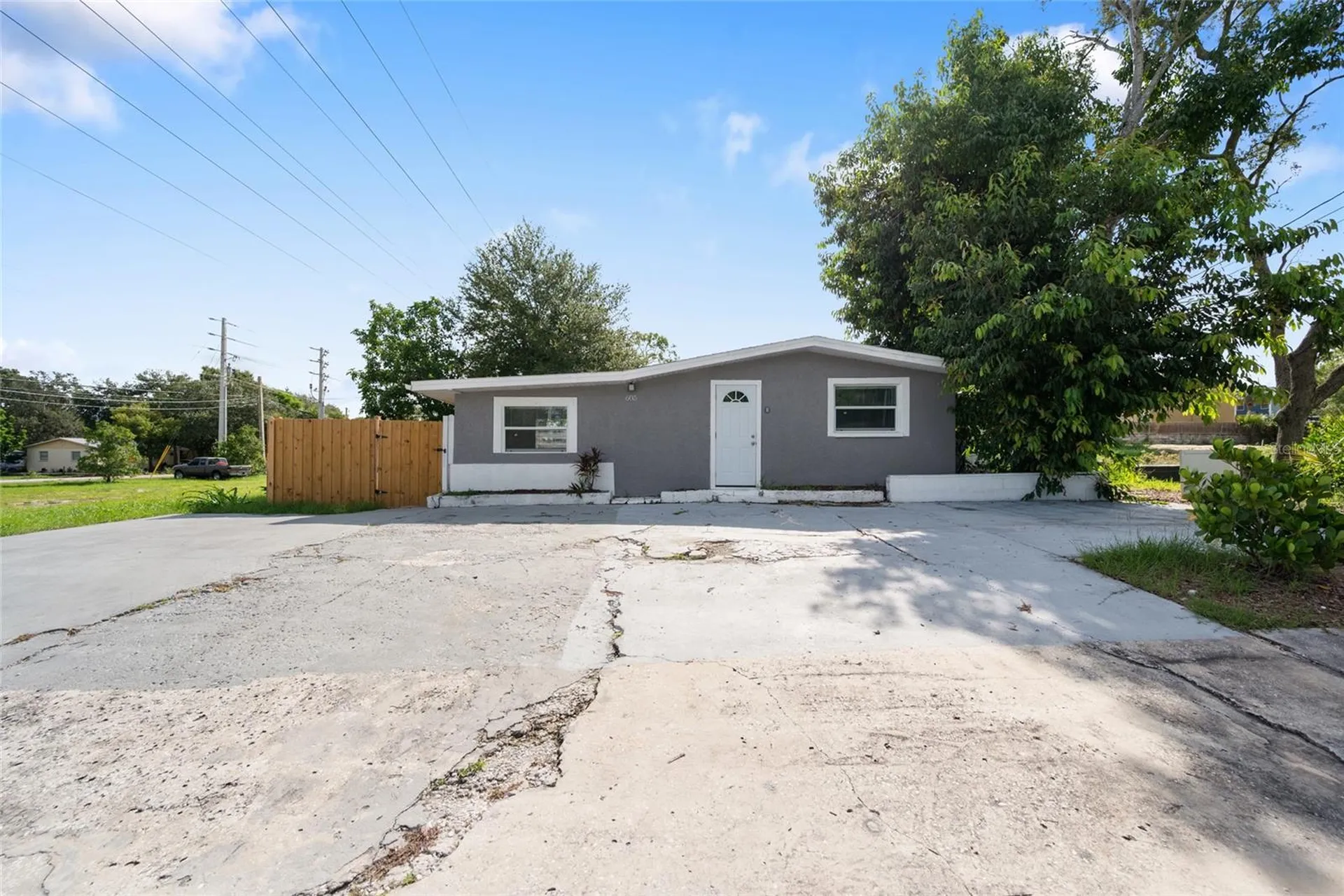 605 S S Disston Avenue Tarpon Springs FL 34689