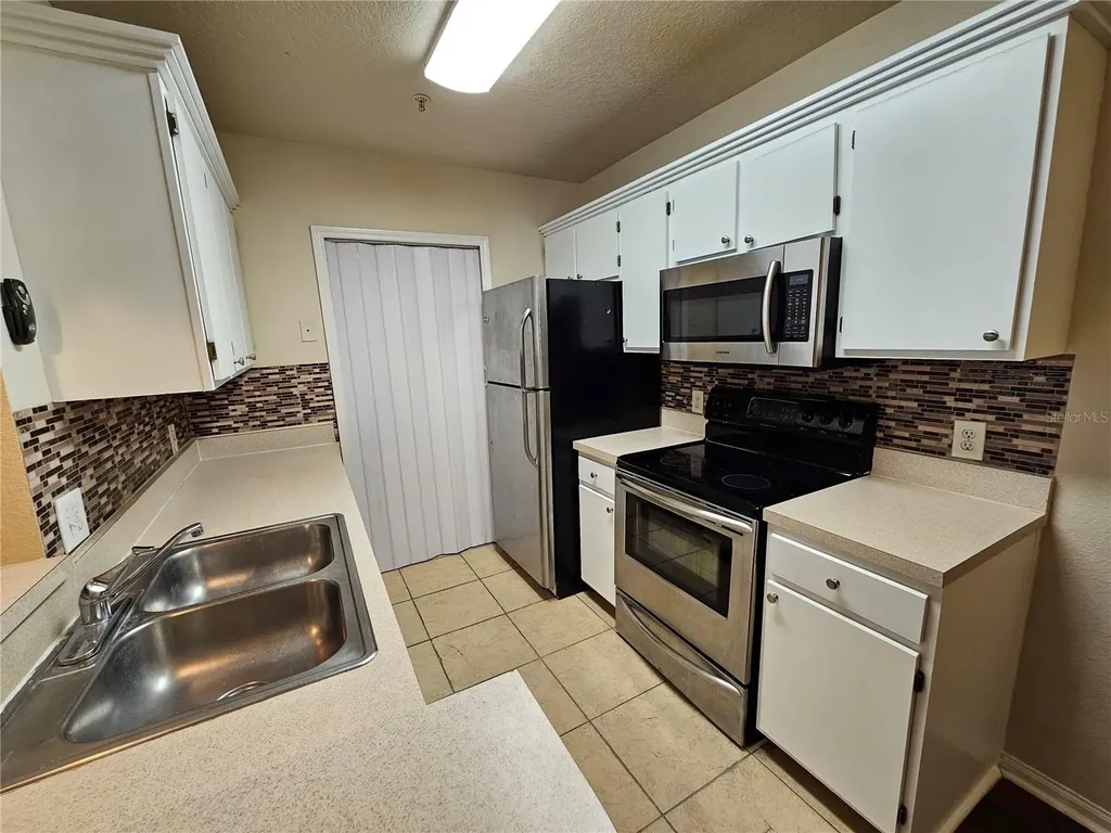 6548 Swissco Drive Orlando FL 32822