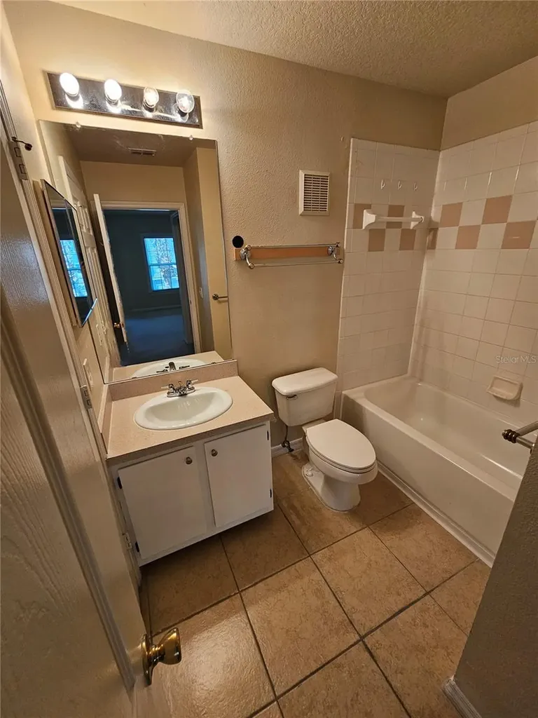 6548 Swissco Drive Orlando FL 32822