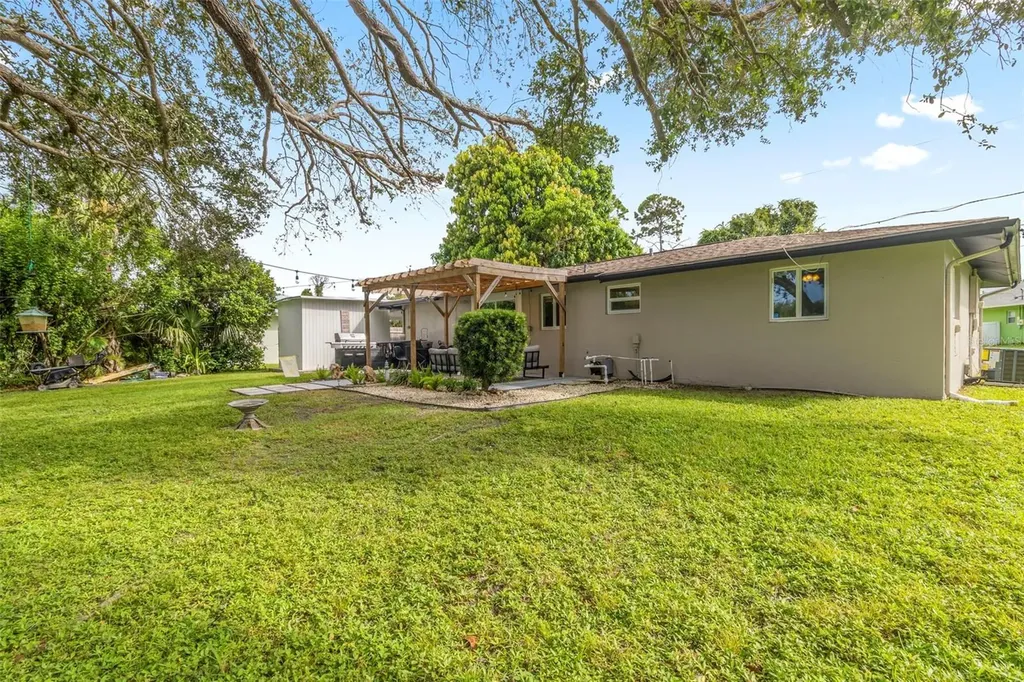 2586 Auburn Boulevard Port Charlotte FL 33948