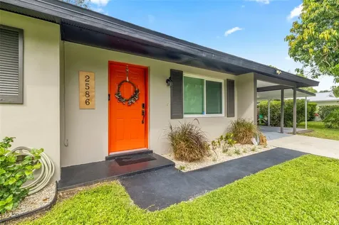 2586 Auburn Boulevard Port Charlotte FL 33948