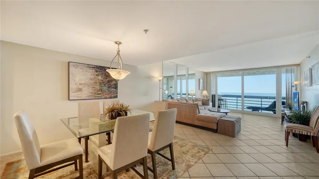 1055 Gulf Of Mexico Drive Longboat Key FL 34228