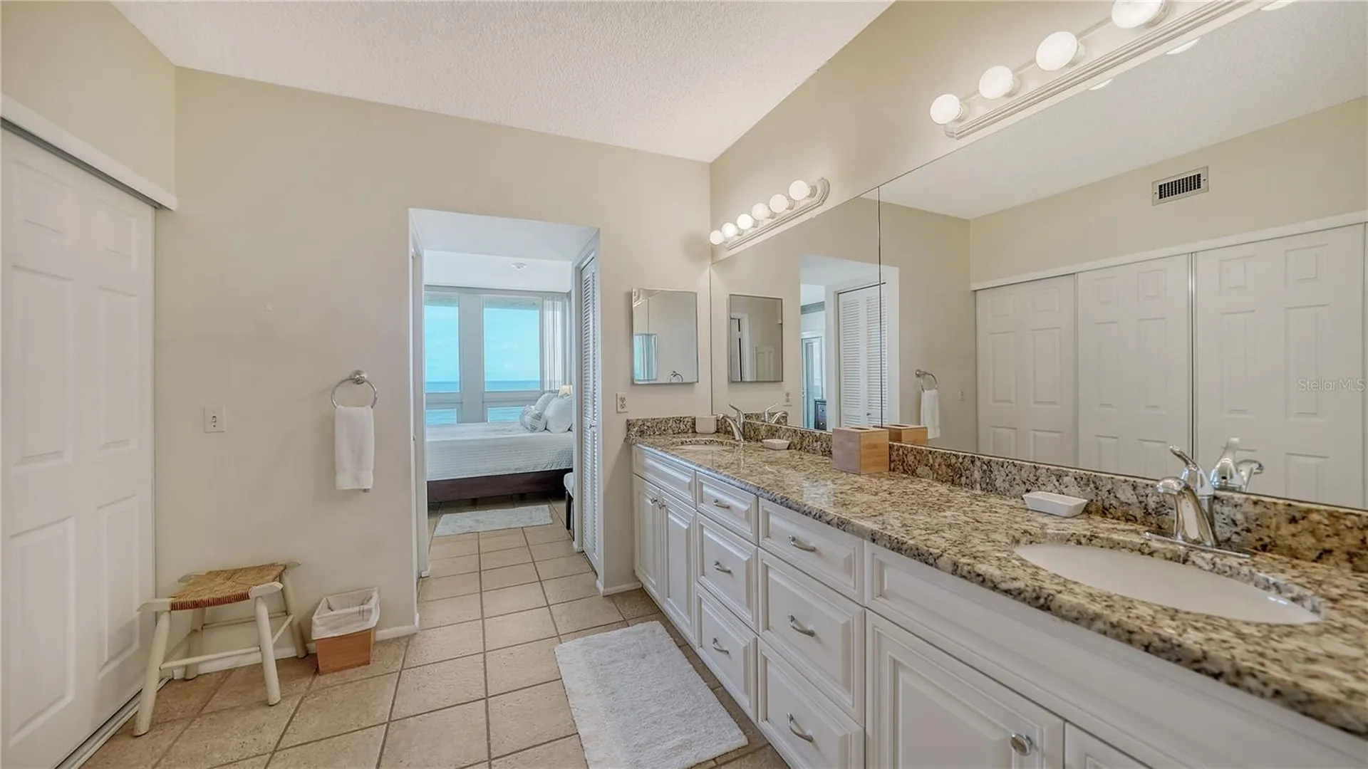 1055 Gulf Of Mexico Drive Longboat Key FL 34228