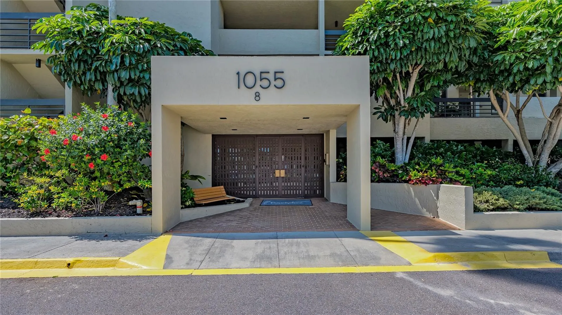1055 Gulf Of Mexico Drive Longboat Key FL 34228