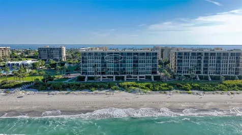 1055 Gulf Of Mexico Drive Longboat Key FL 34228