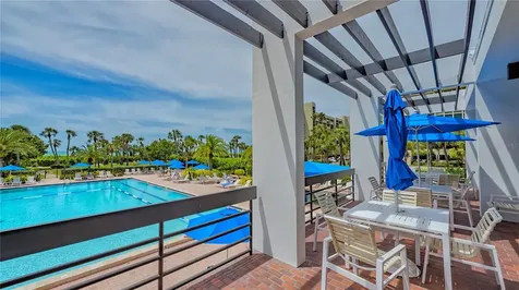 1055 Gulf Of Mexico Drive Longboat Key FL 34228