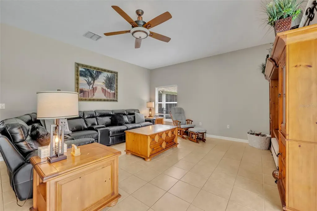 9809 Osprey Landing Drive Orlando FL 32832