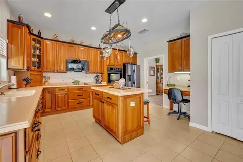 9809 Osprey Landing Drive Orlando FL 32832