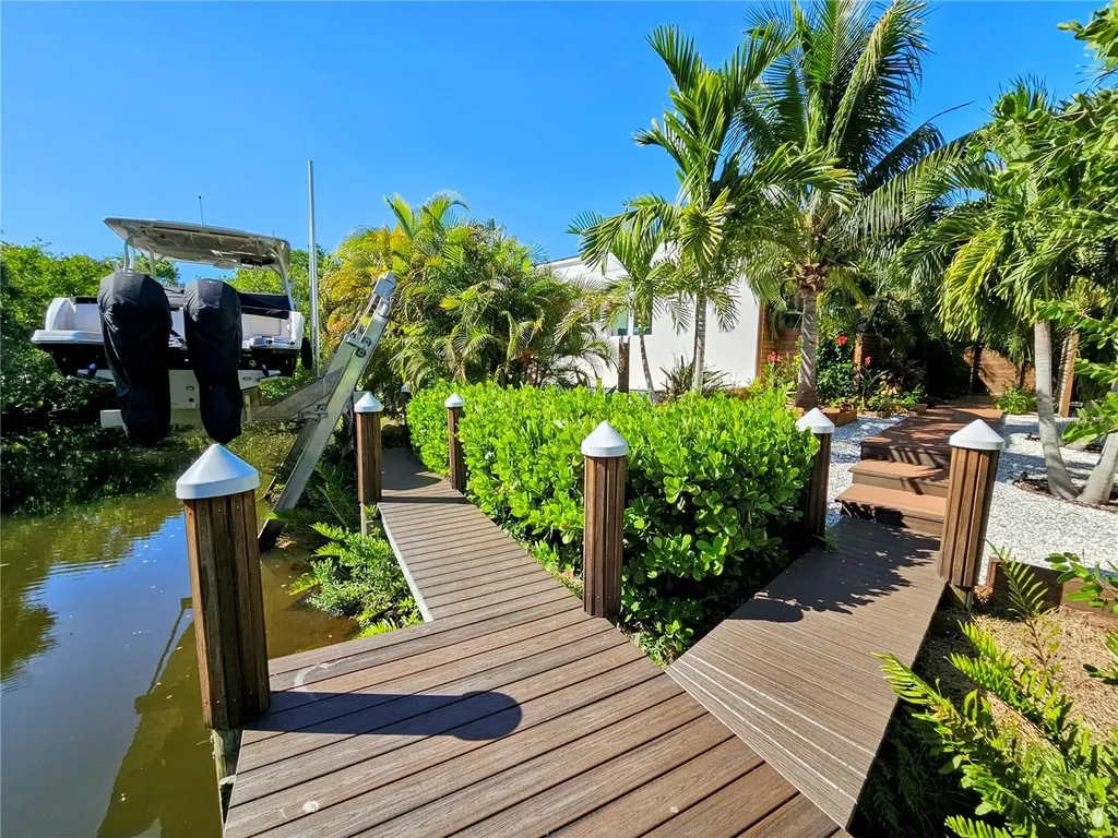 2408 Nassau Street Sarasota FL 34231