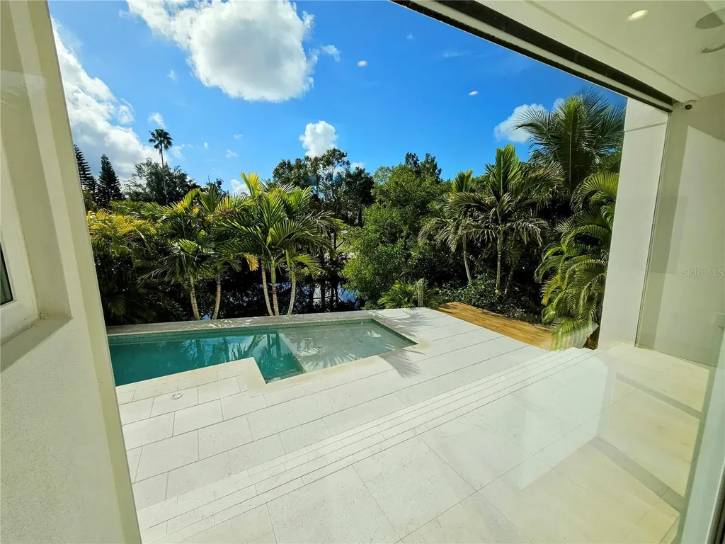 2408 Nassau Street Sarasota FL 34231