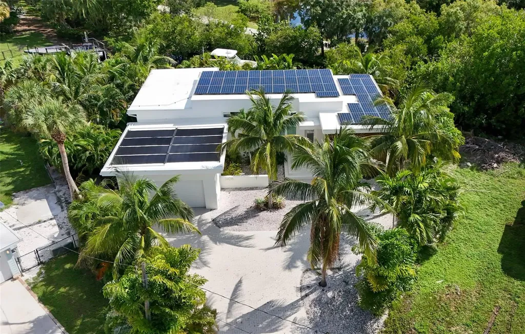 2408 Nassau Street Sarasota FL 34231