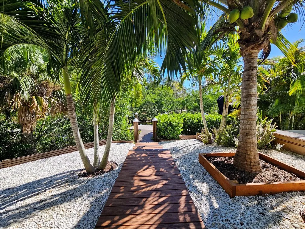 2408 Nassau Street Sarasota FL 34231