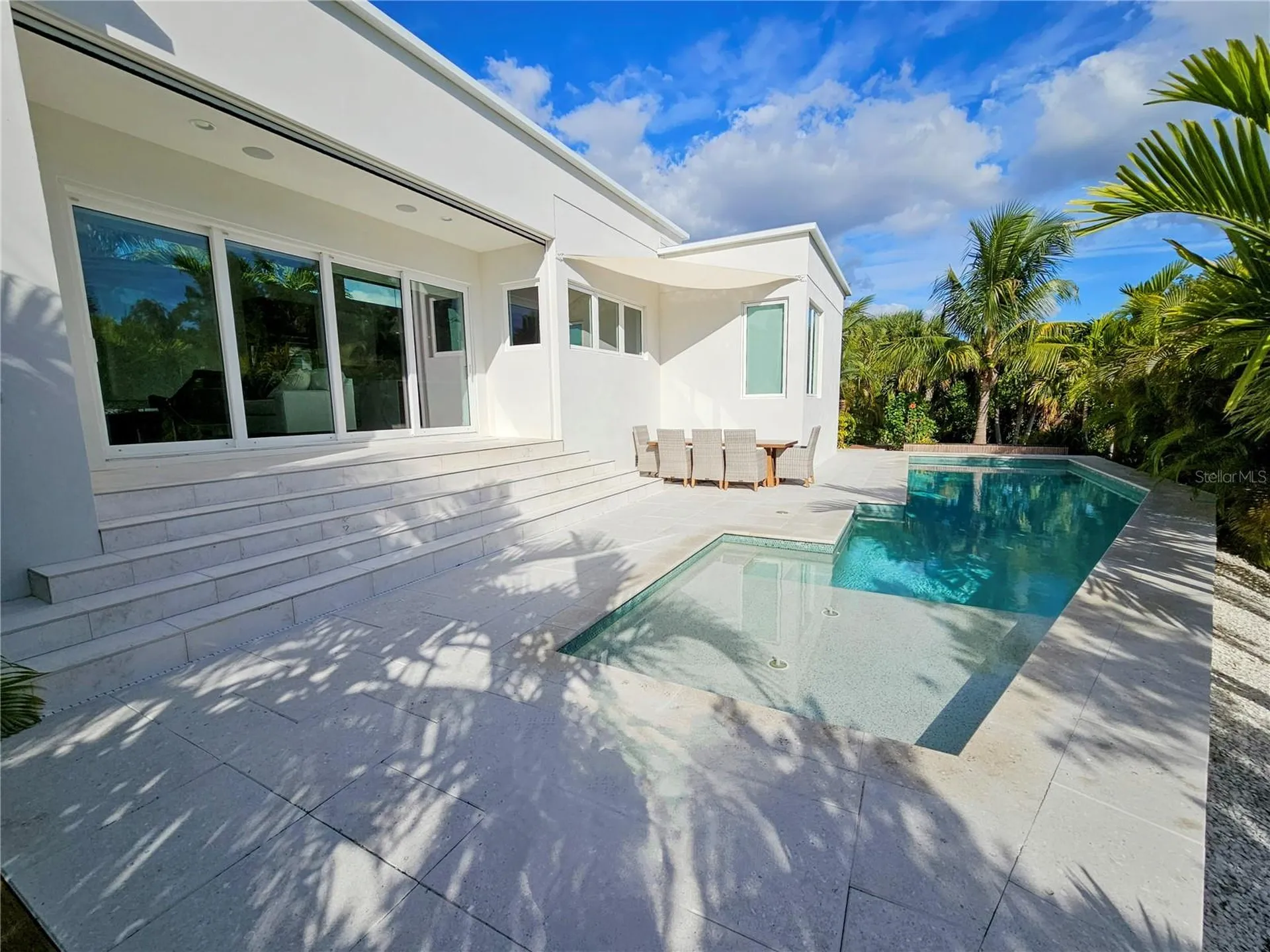 2408 Nassau Street Sarasota FL 34231
