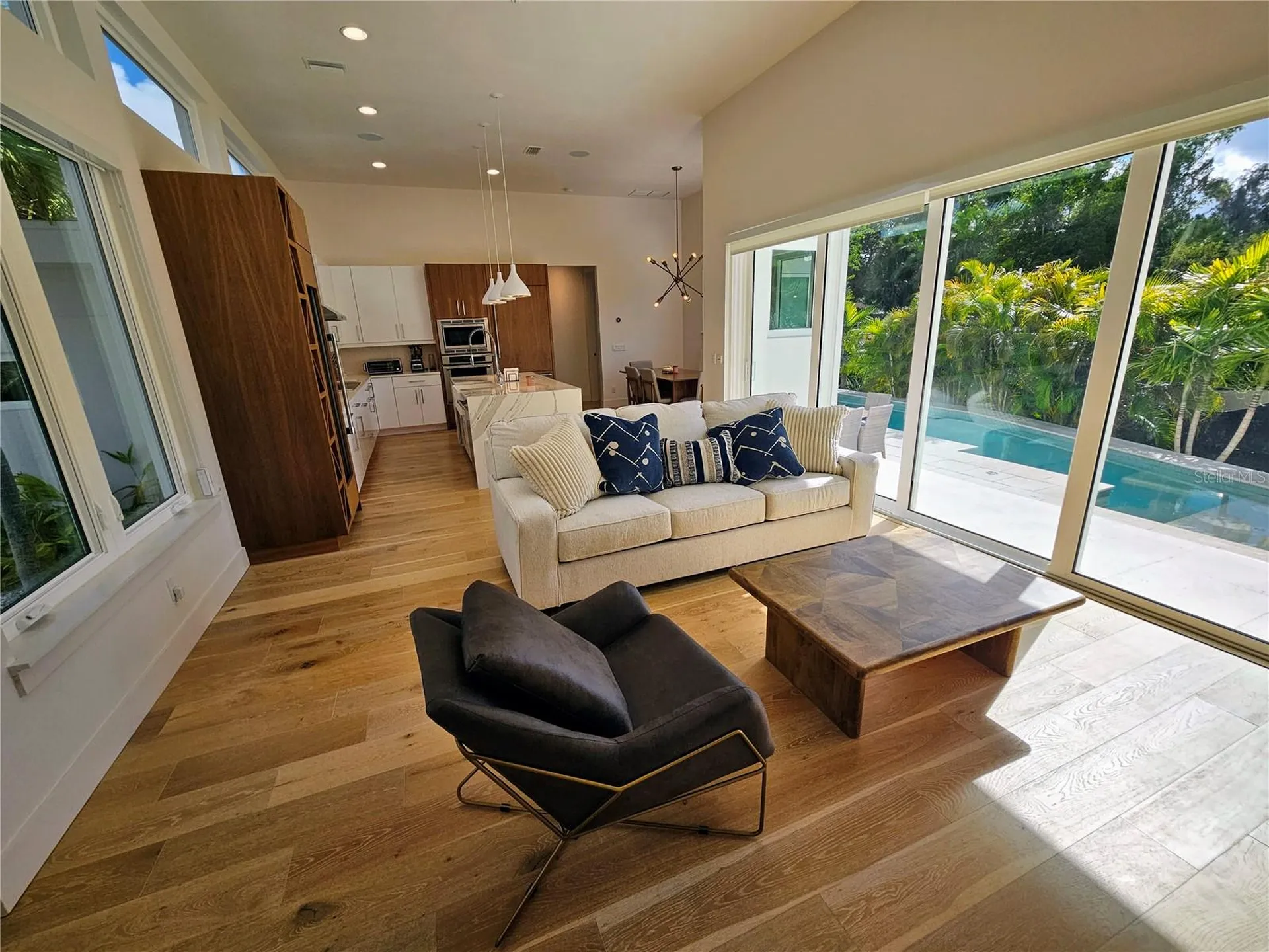 2408 Nassau Street Sarasota FL 34231