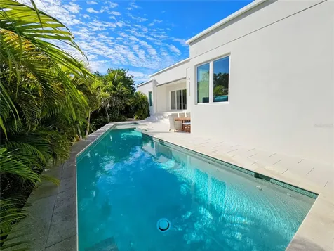 2408 Nassau Street Sarasota FL 34231