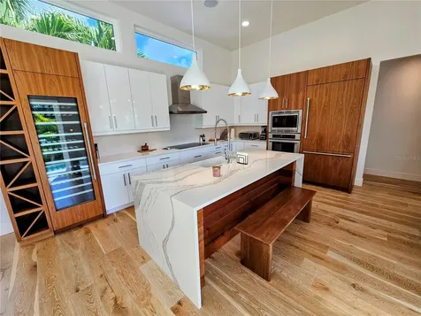 2408 Nassau Street Sarasota FL 34231