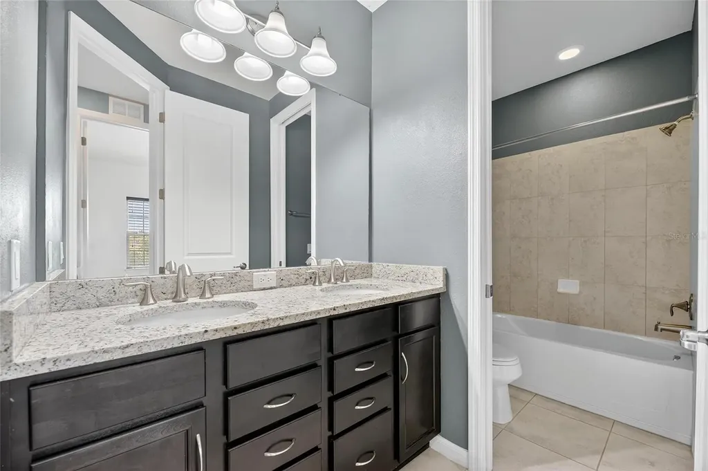 5811 Caldera Ridge Drive Lithia FL 33547