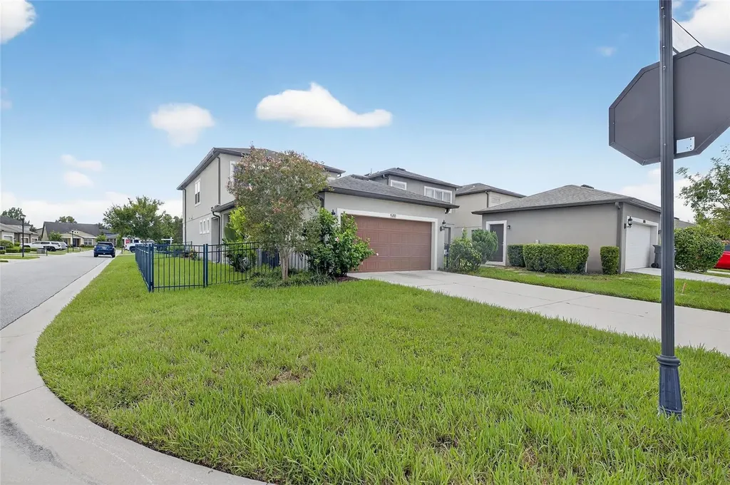 5811 Caldera Ridge Drive Lithia FL 33547