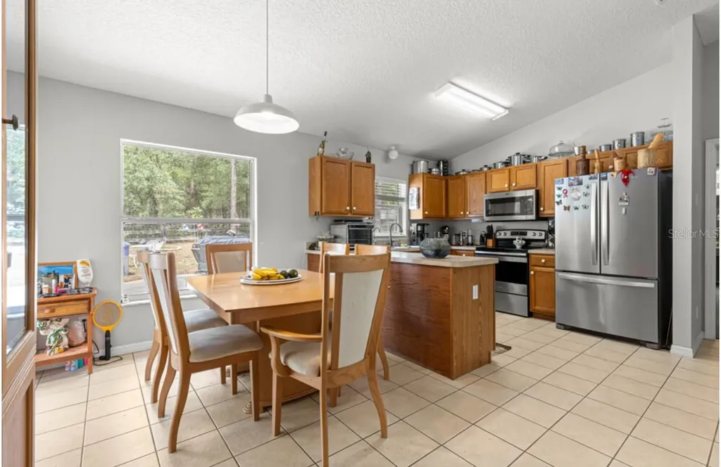 1423 W Hawk Lane Citrus Springs FL 34434