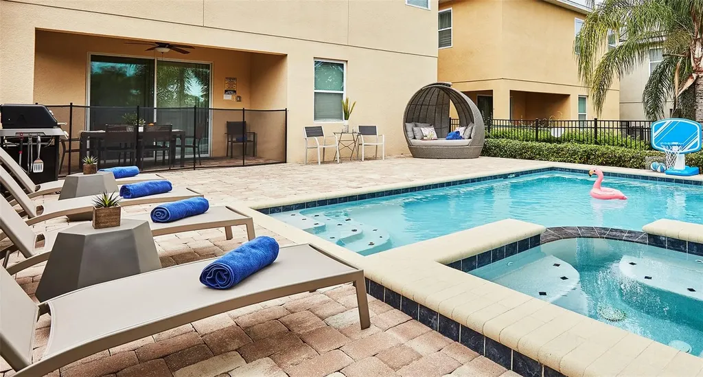 351 Pendant Court Kissimmee FL 34747