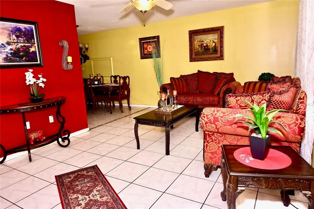 615 N Forrest Avenue Kissimmee FL 34741