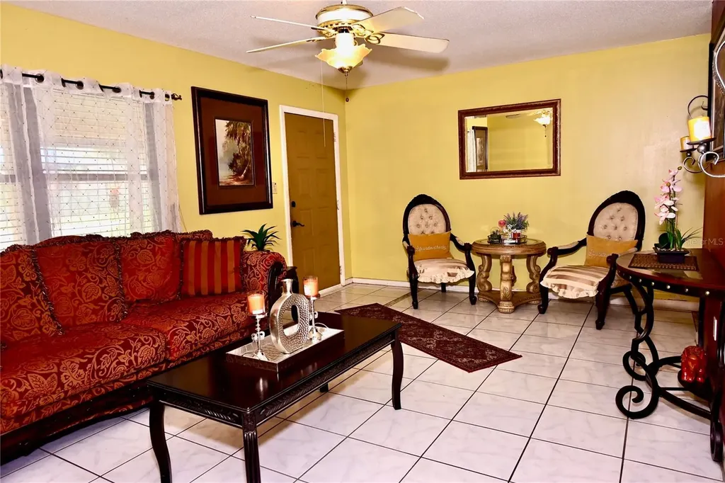 615 N Forrest Avenue Kissimmee FL 34741