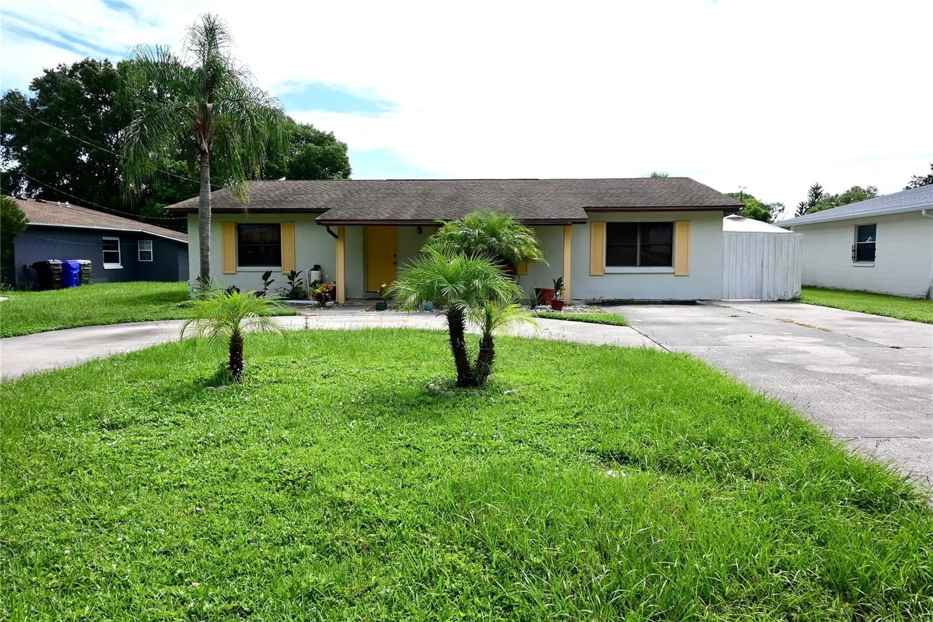615 N Forrest Avenue Kissimmee FL 34741