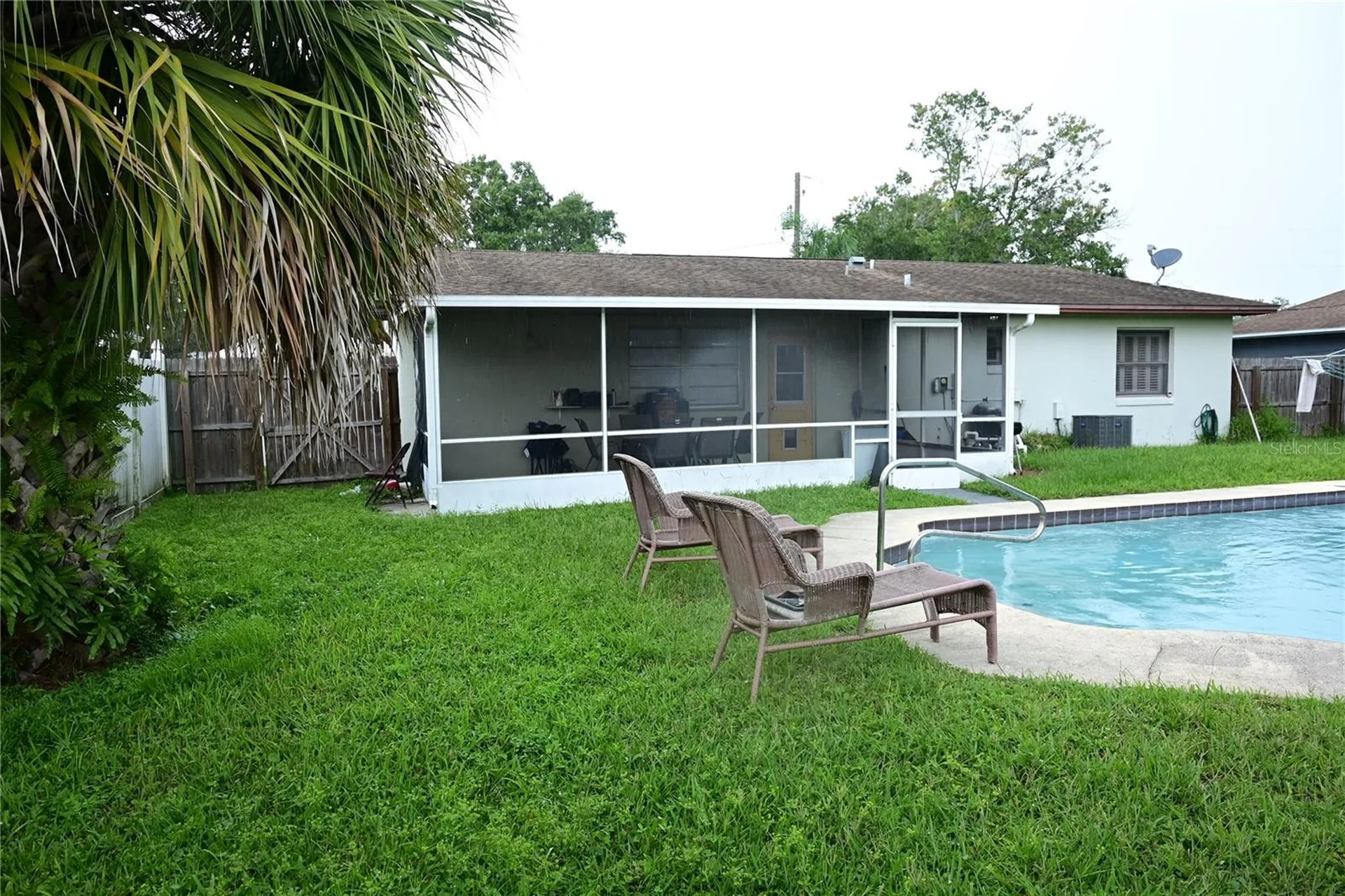 615 N Forrest Avenue Kissimmee FL 34741