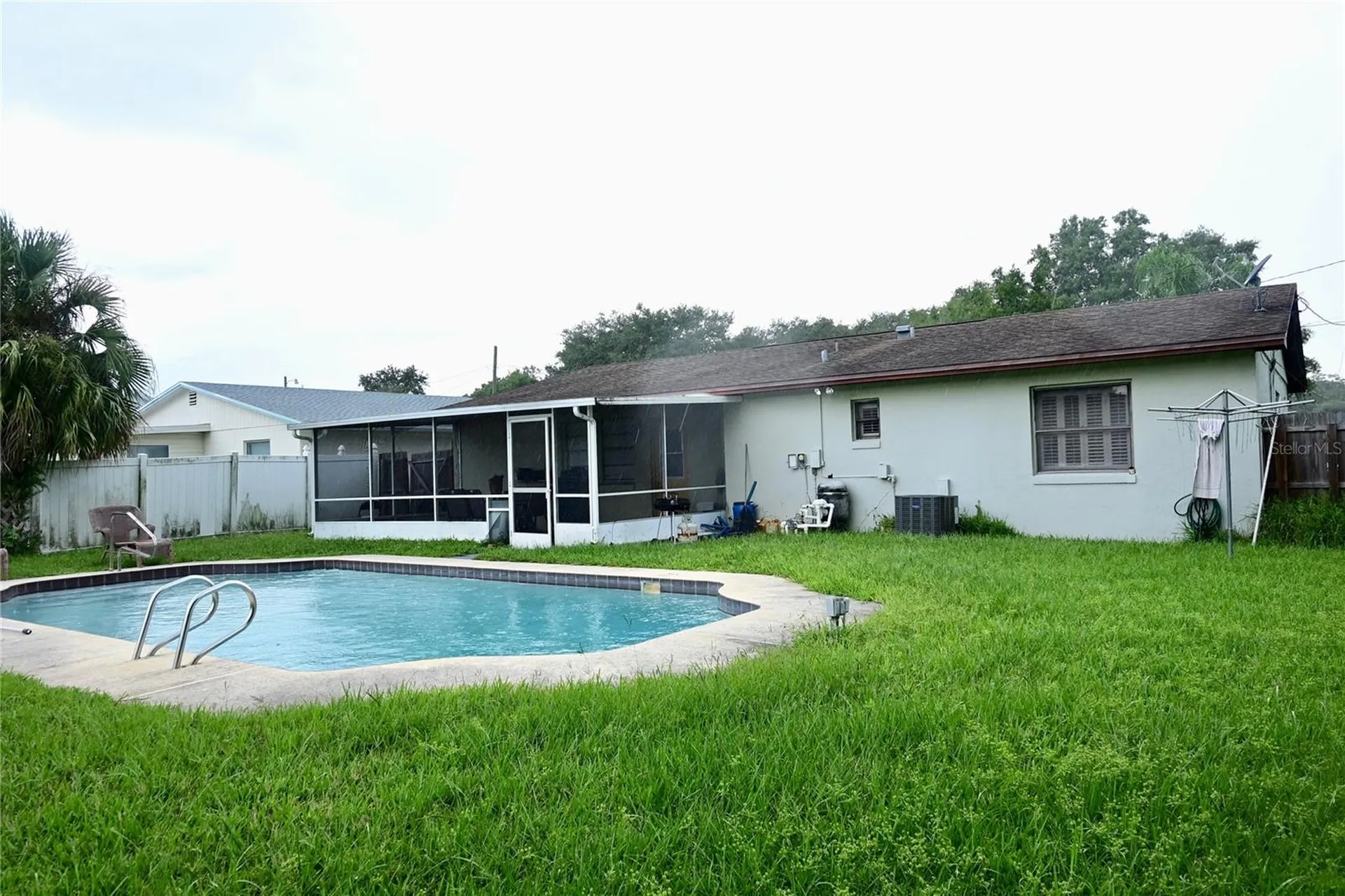615 N Forrest Avenue Kissimmee FL 34741