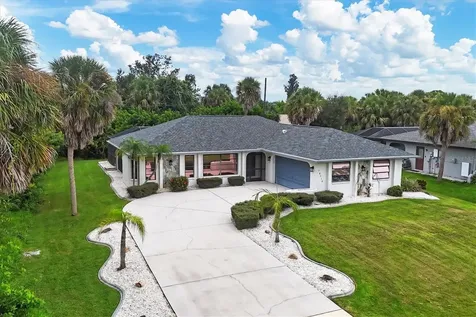 18710 Ackerman Avenue Port Charlotte FL 33948