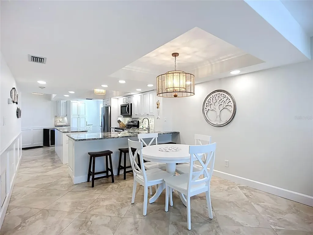 5770 Midnight Pass Road Sarasota FL 34242