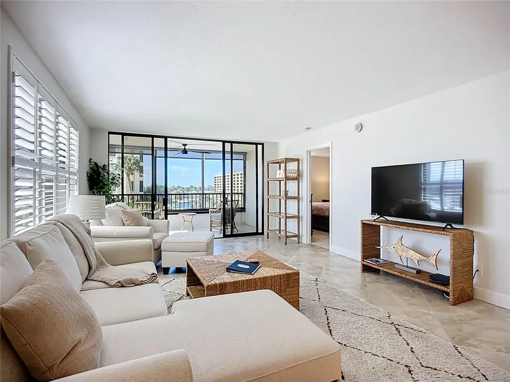 5770 Midnight Pass Road Sarasota FL 34242