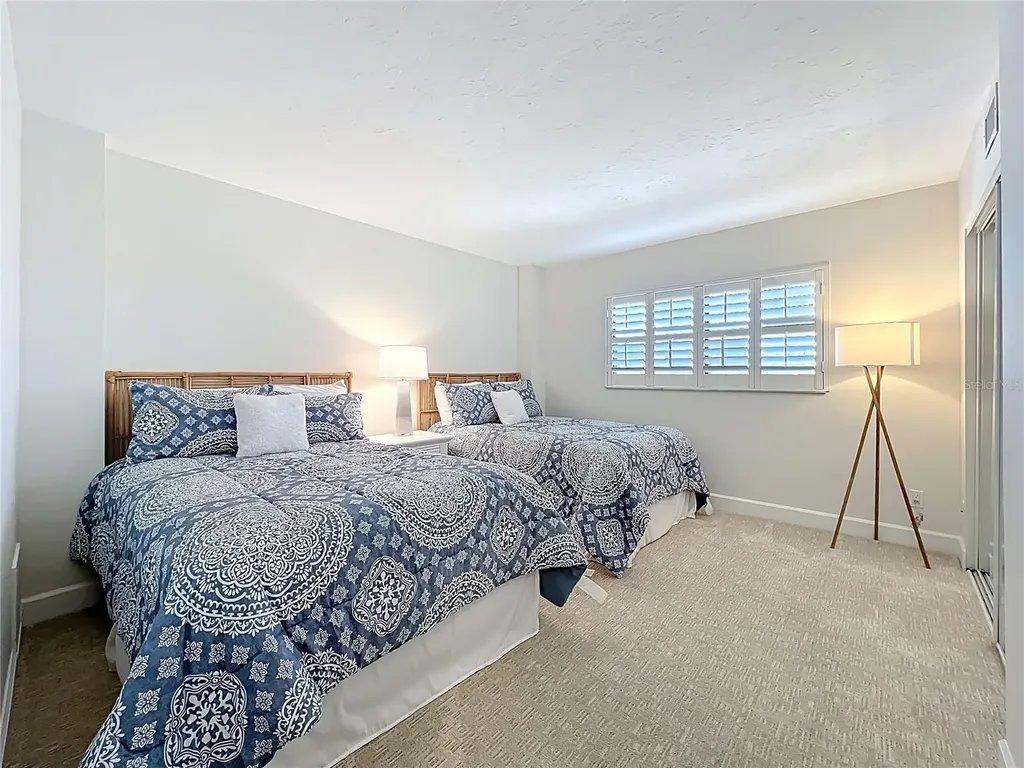 5770 Midnight Pass Road Sarasota FL 34242