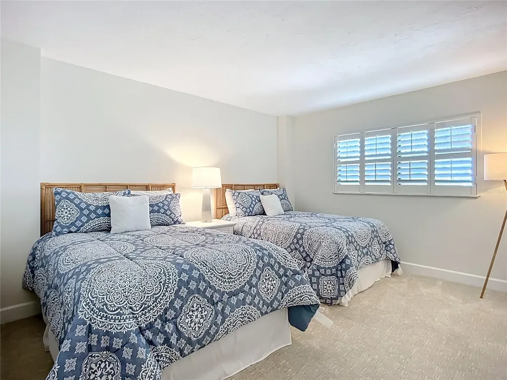 5770 Midnight Pass Road Sarasota FL 34242