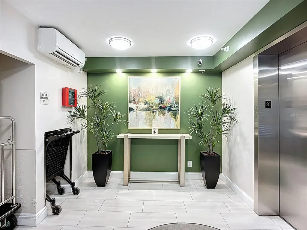 5770 Midnight Pass Road Sarasota FL 34242