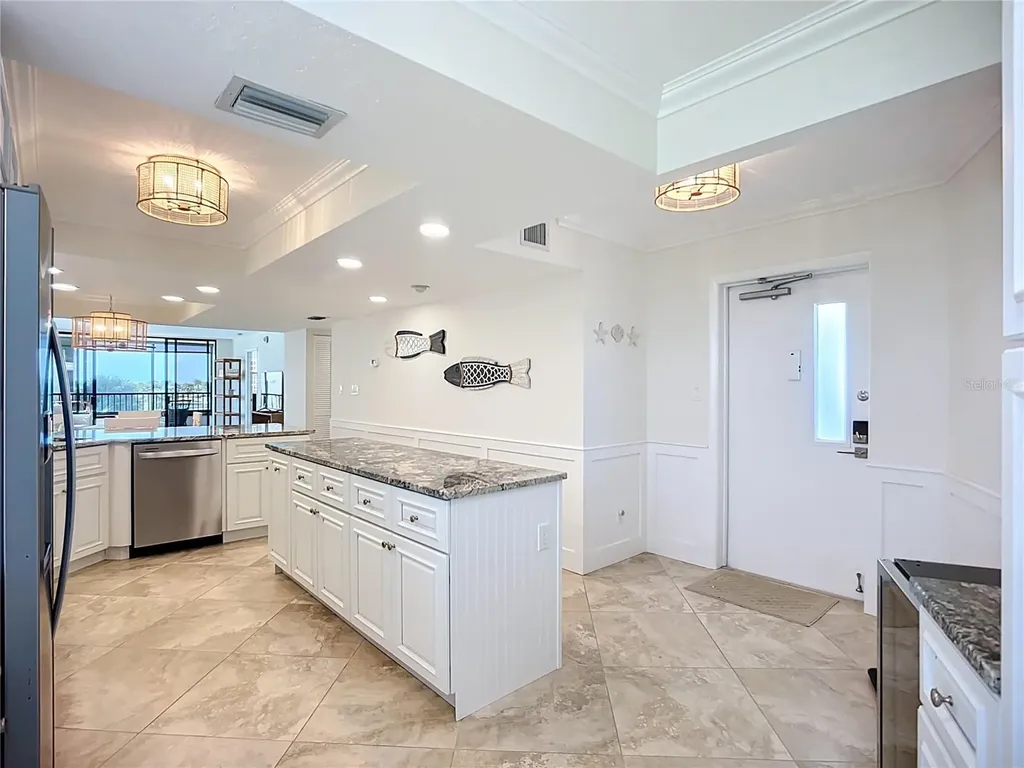 5770 Midnight Pass Road Sarasota FL 34242