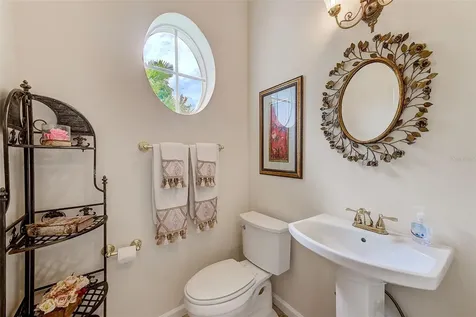 7714 Aralia Way Seminole FL 33777
