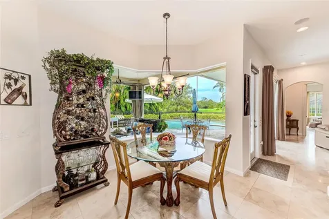 7714 Aralia Way Seminole FL 33777